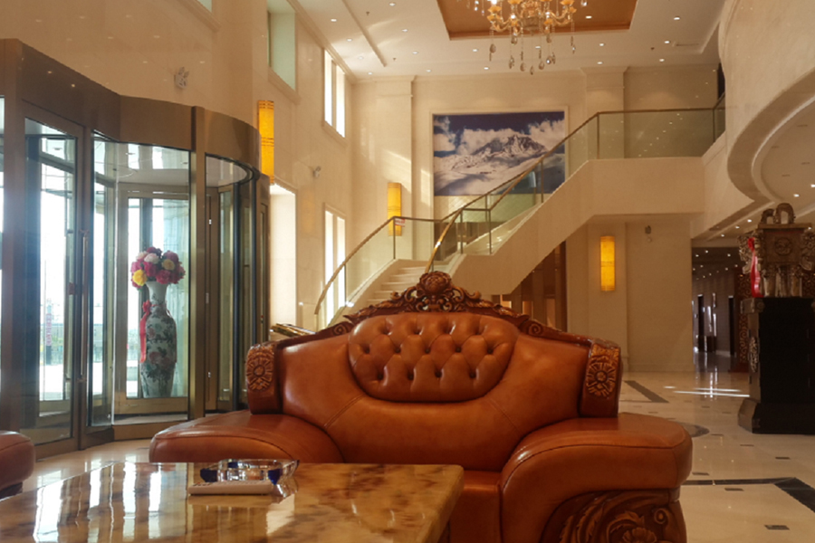 Tasangon diffuusio happigeneraattori